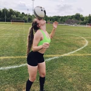 Meet your Posher, Julia-isabella